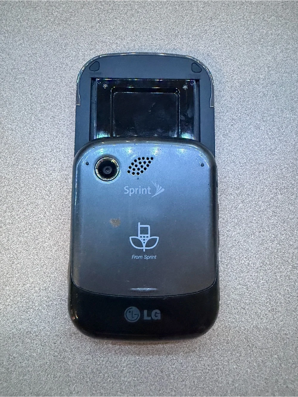 LG compact cell